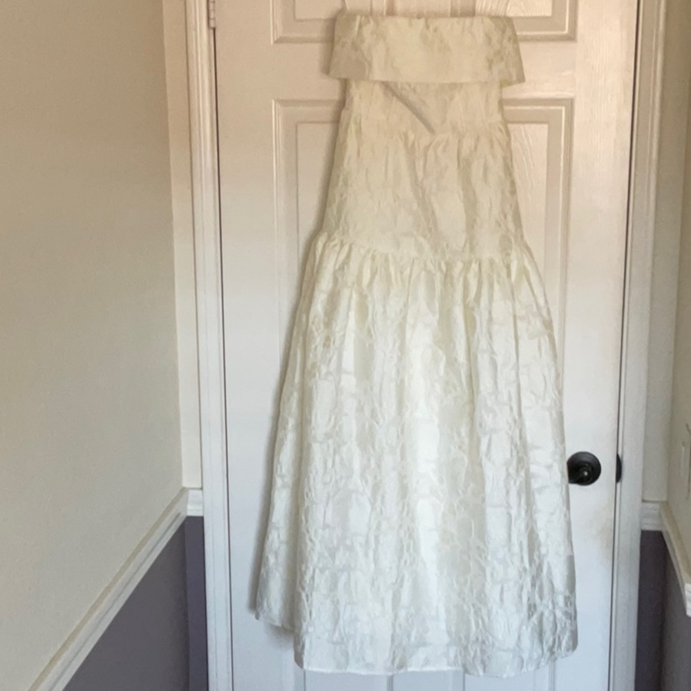 Masion Amory Swan Lake Maxi Dress-Cream Custard-XS-NWT - Picture 8 of 11